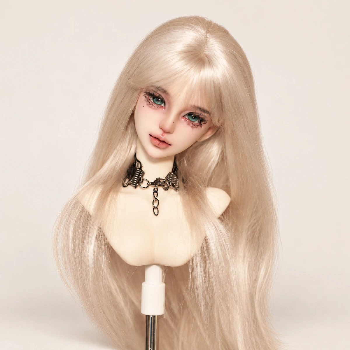 Huiyu Doll Authentic SD/BJD 1/4 Ruoqing Girl Doll - Articulated Resin Doll Single Blank Head (Illustrative image; verify the actual item)